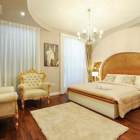 Silver & Gold Luxury Rooms Zadar Exteriör bild